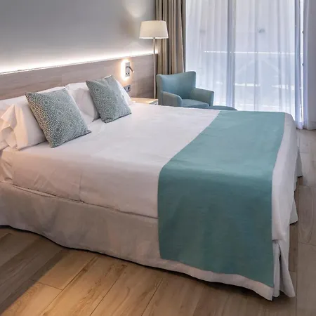 4r Casablanca Playa 4* 살루